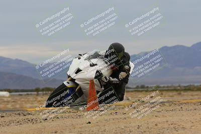media/Jan-14-2023-SoCal Trackdays (Sat) [[497694156f]]/Turn 9 Inside (11am)/